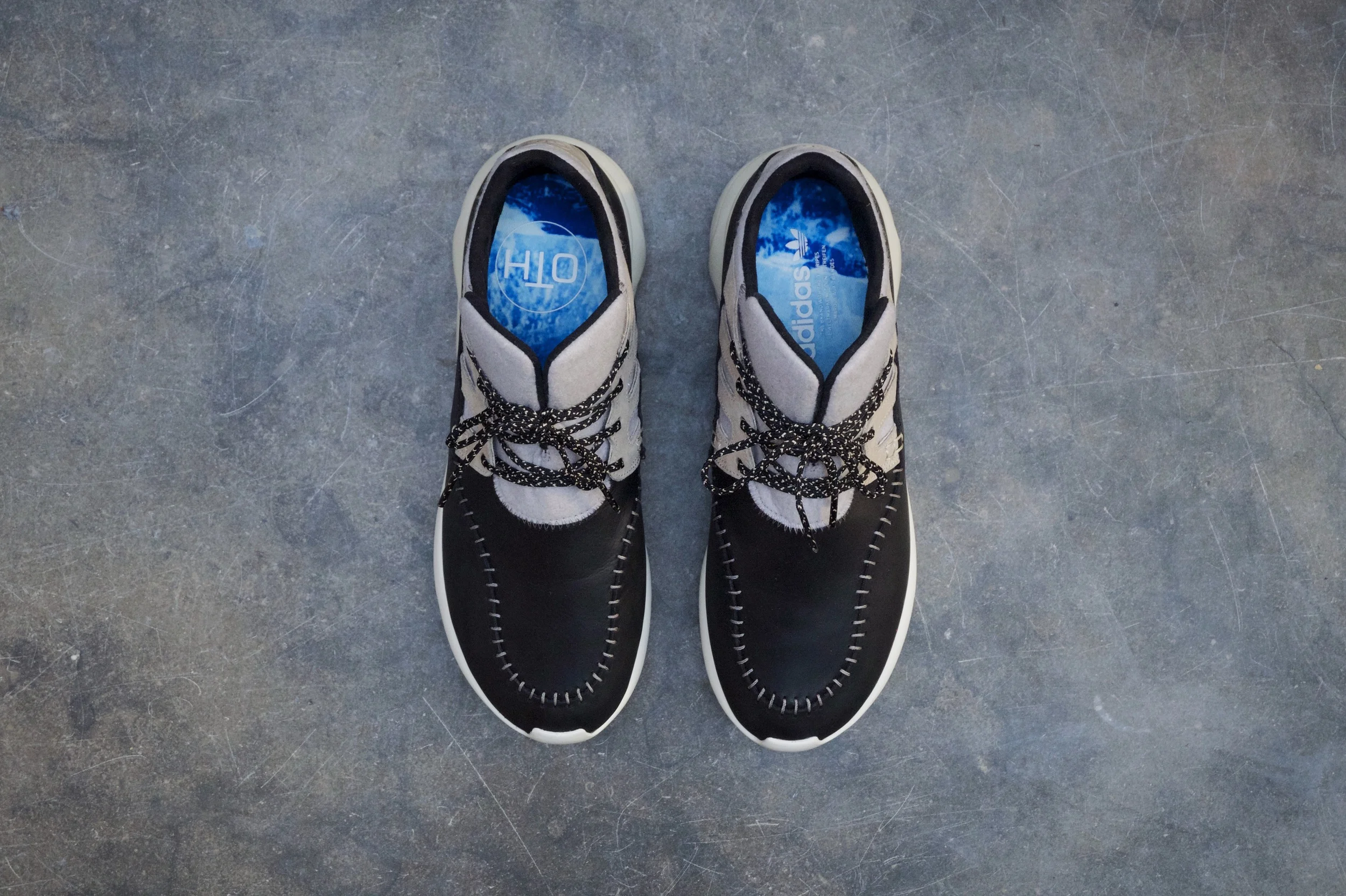 Adidas moc runner hot sale